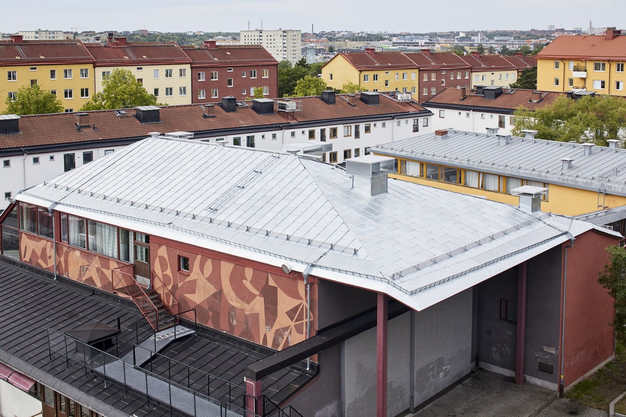 Plåtomläggning Årsta torg